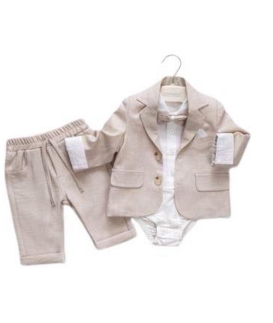 Costum Ianis crem